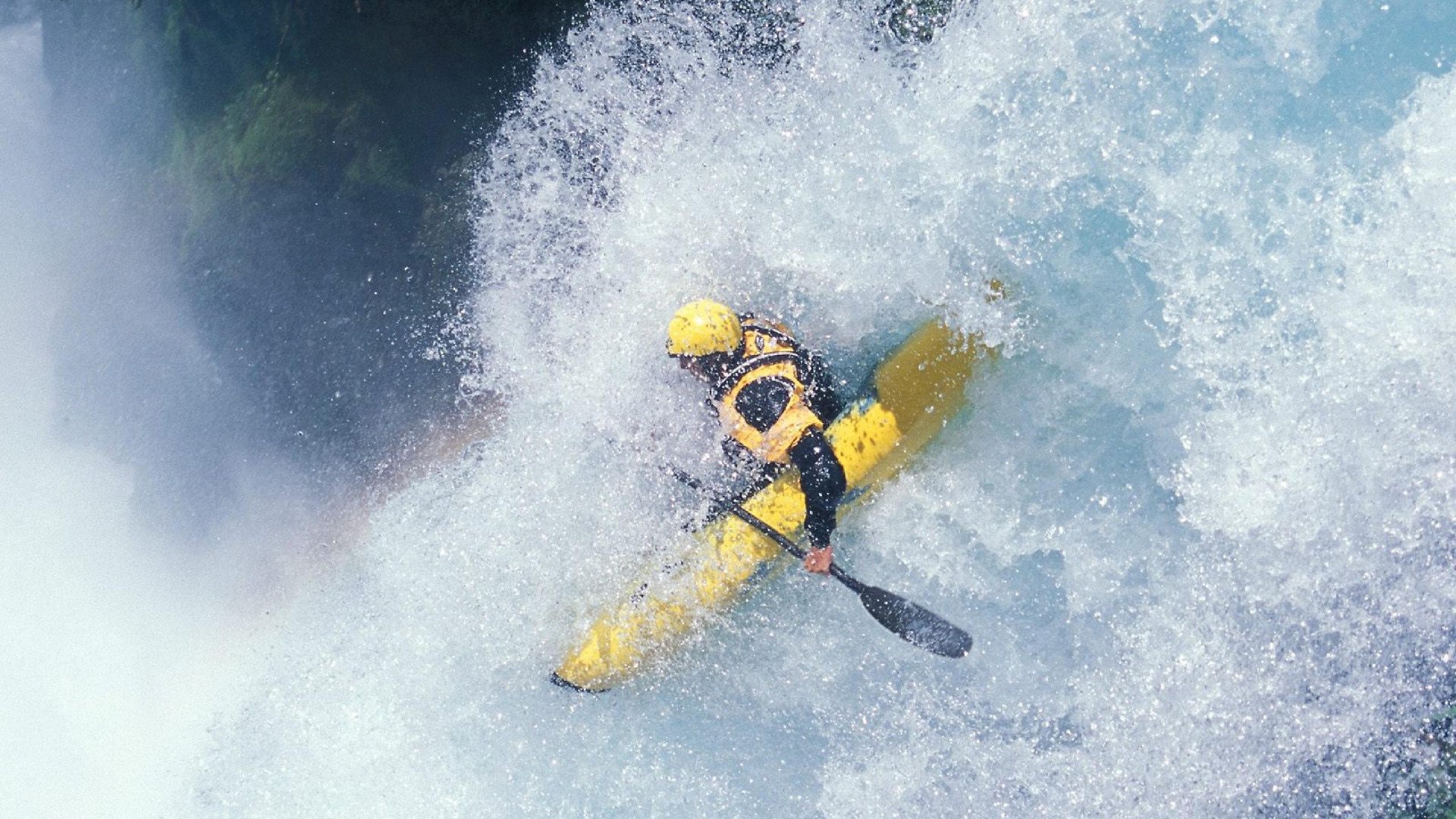 开云体育APP下载-欧冠淘汰赛之夜，当维尼修斯撕碎防线，足球回归了最原始的恐惧  第2张